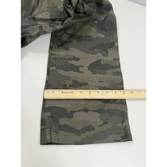 Duluth 6 Curvesetter (Actual 28x32) Brown/Green Camo Cargo Jeans 1% Stretch EUC - Picture 10 of 12